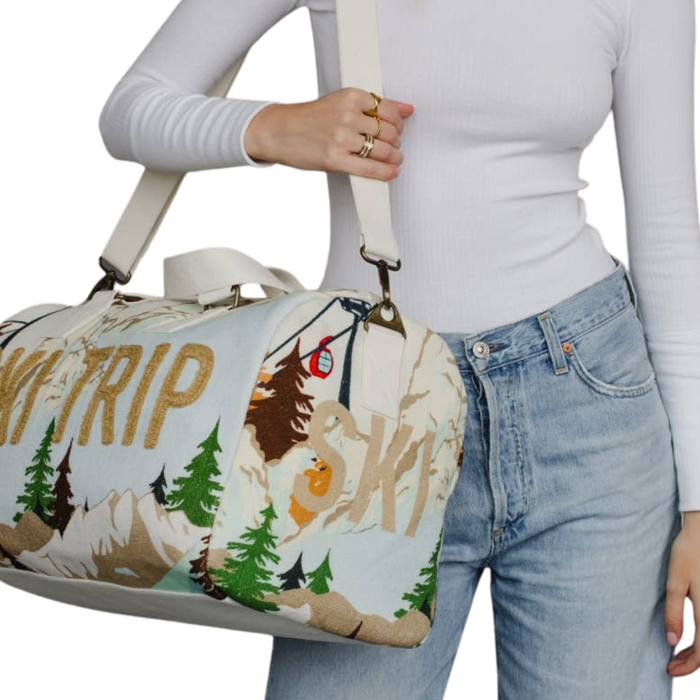 "Ski Trip" Canvas Weekender - Lt. Blue